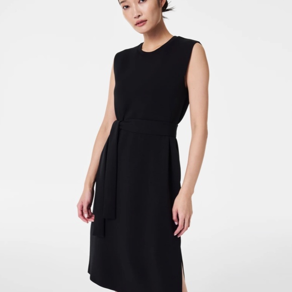 SPANX, Airessentials Tie Waist Dress, size Medium, Very Black - Picture 1 of 3